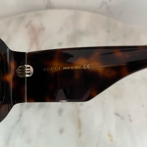 Gucci oversized sunglasses - Picture 2 of 8